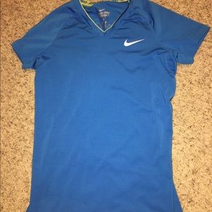 Women’s sports tee